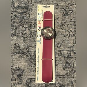 NWT Just Slap It On retro Watch